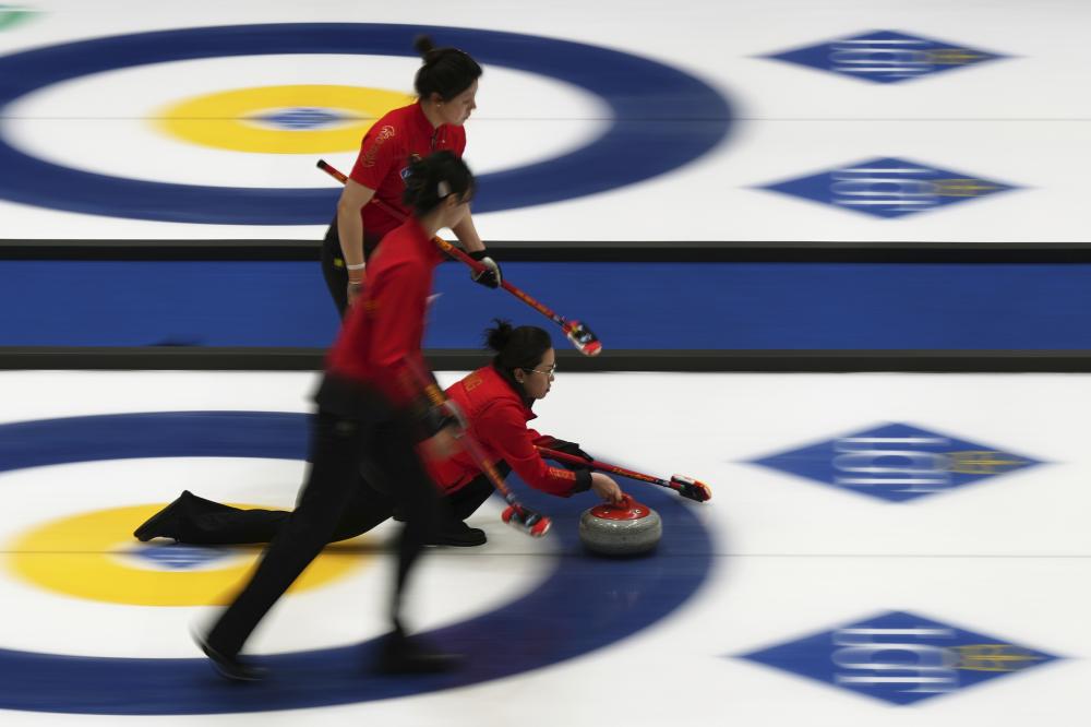 在对手之间 在对手之间