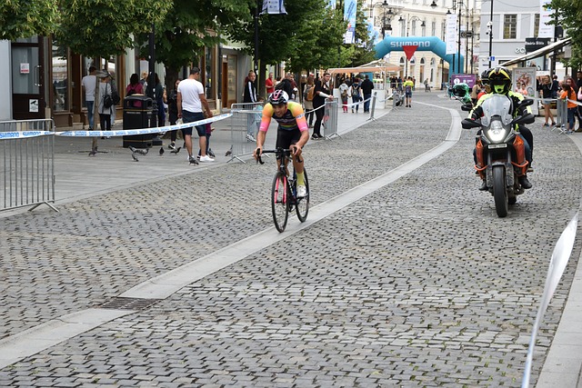 汤普森的成 汤普森的成