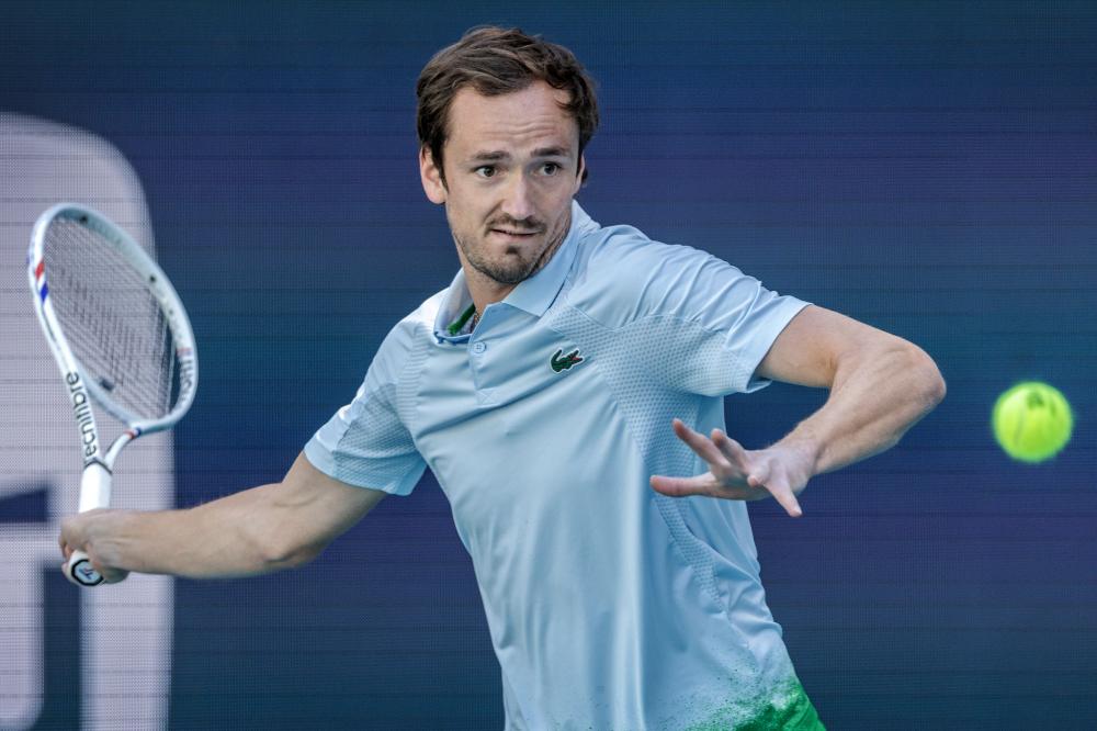 何小珂与石 何小珂与石